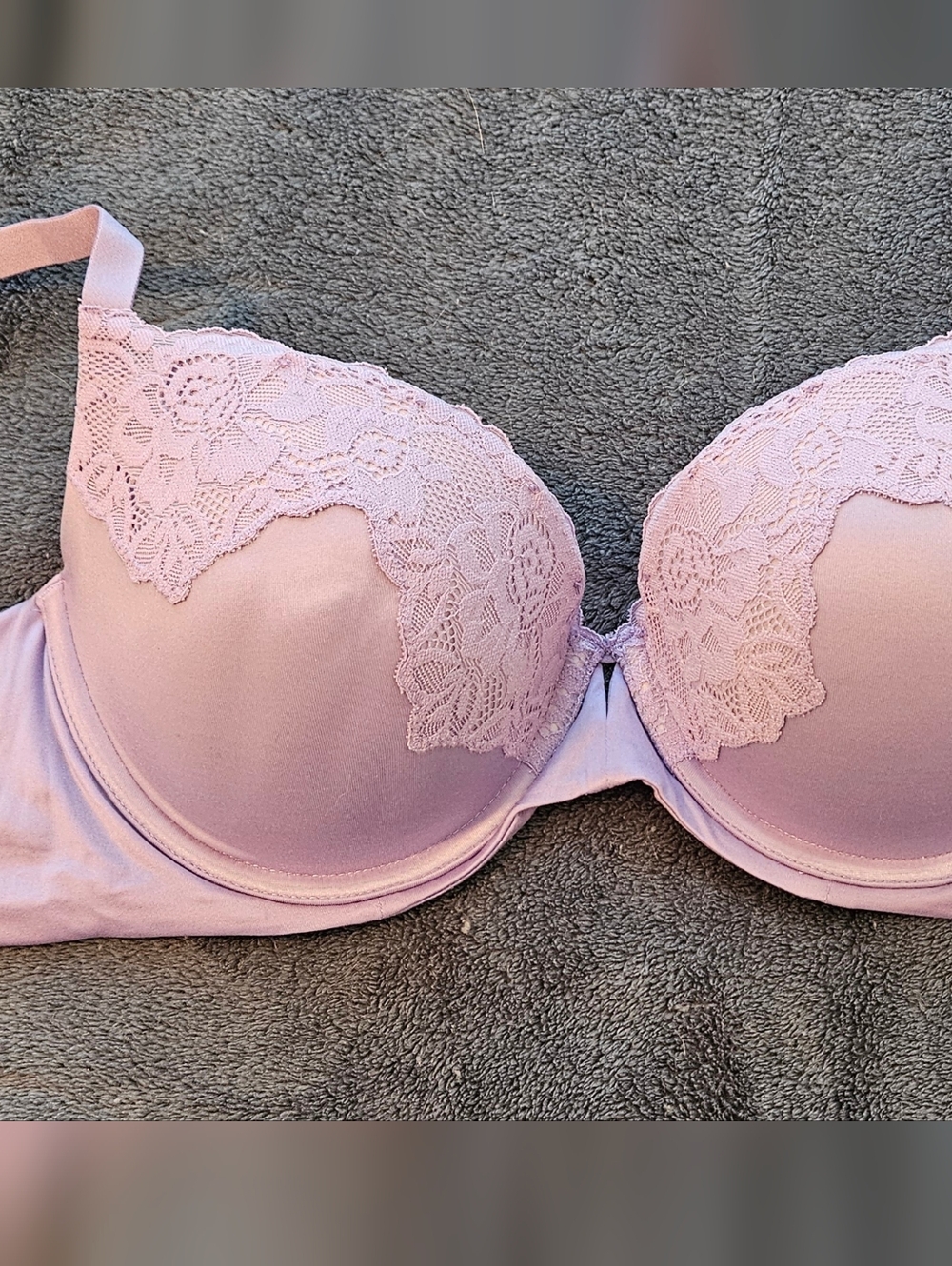 Maidenform Lace-Trim Push-Up Bra Size 38B